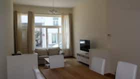 Apartment for rent for €2,199 per month in Ixelles, Rue de la Digue