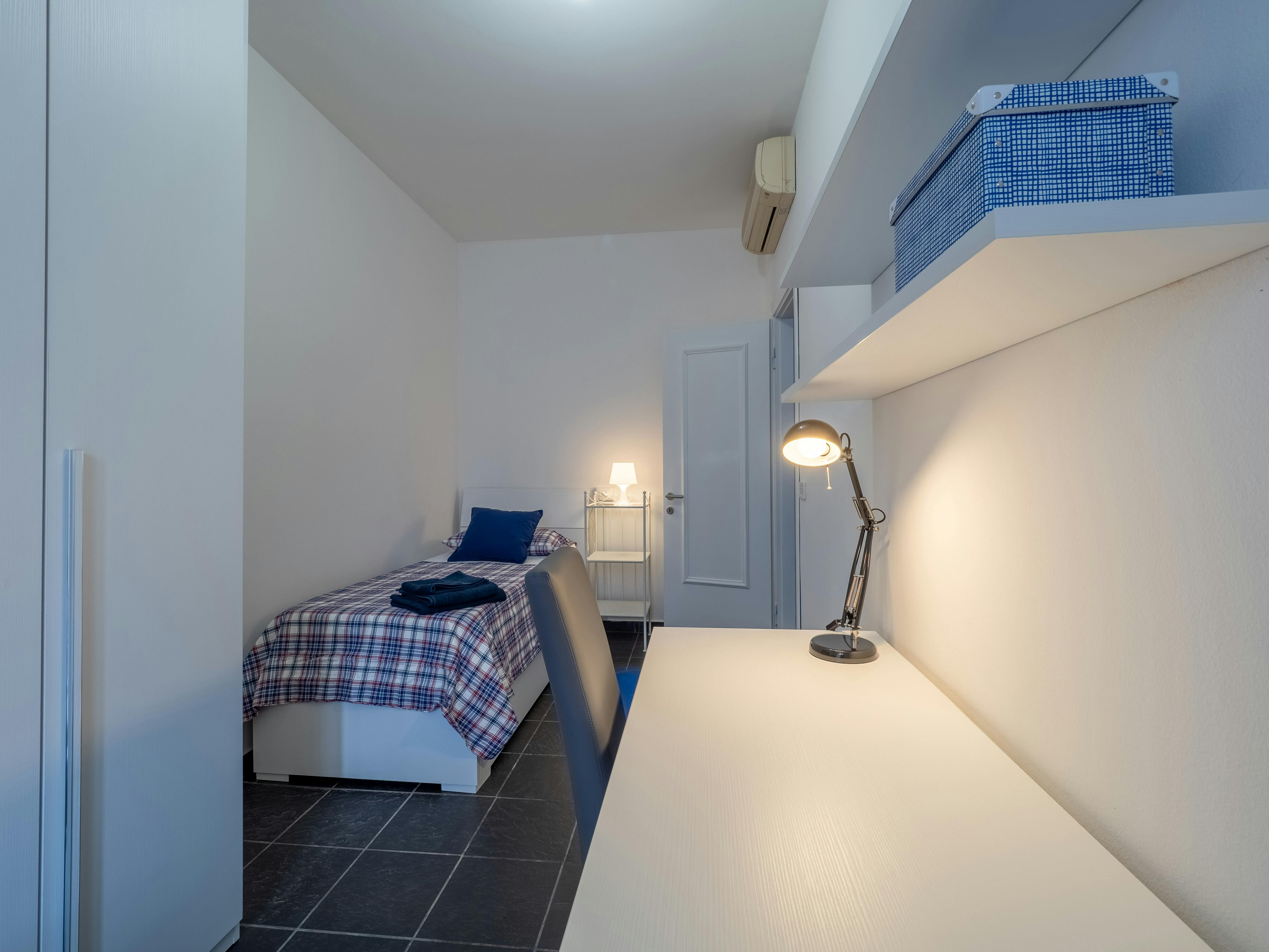 Single room Milano — photo 2