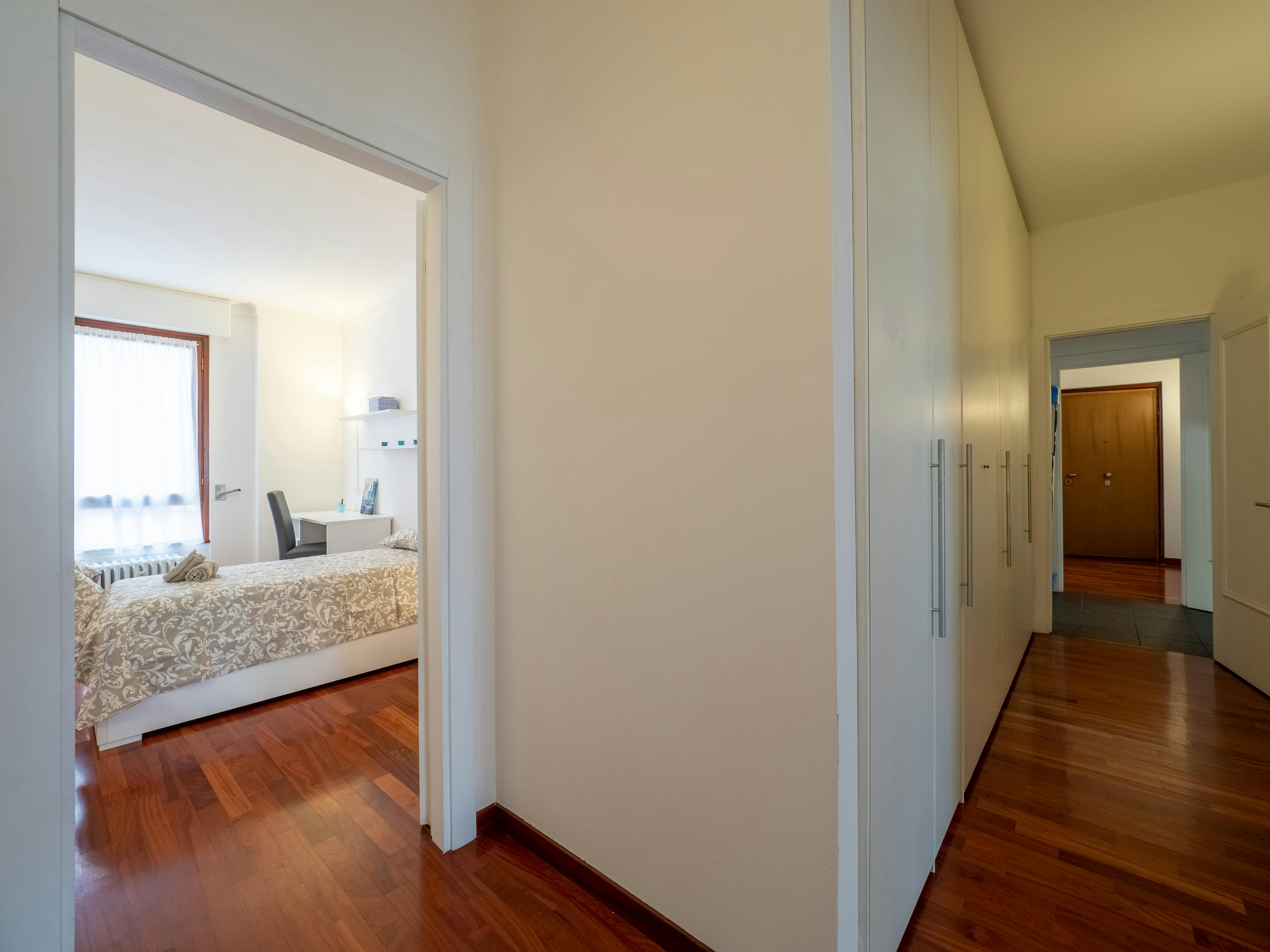 Single room Milano — photo 6