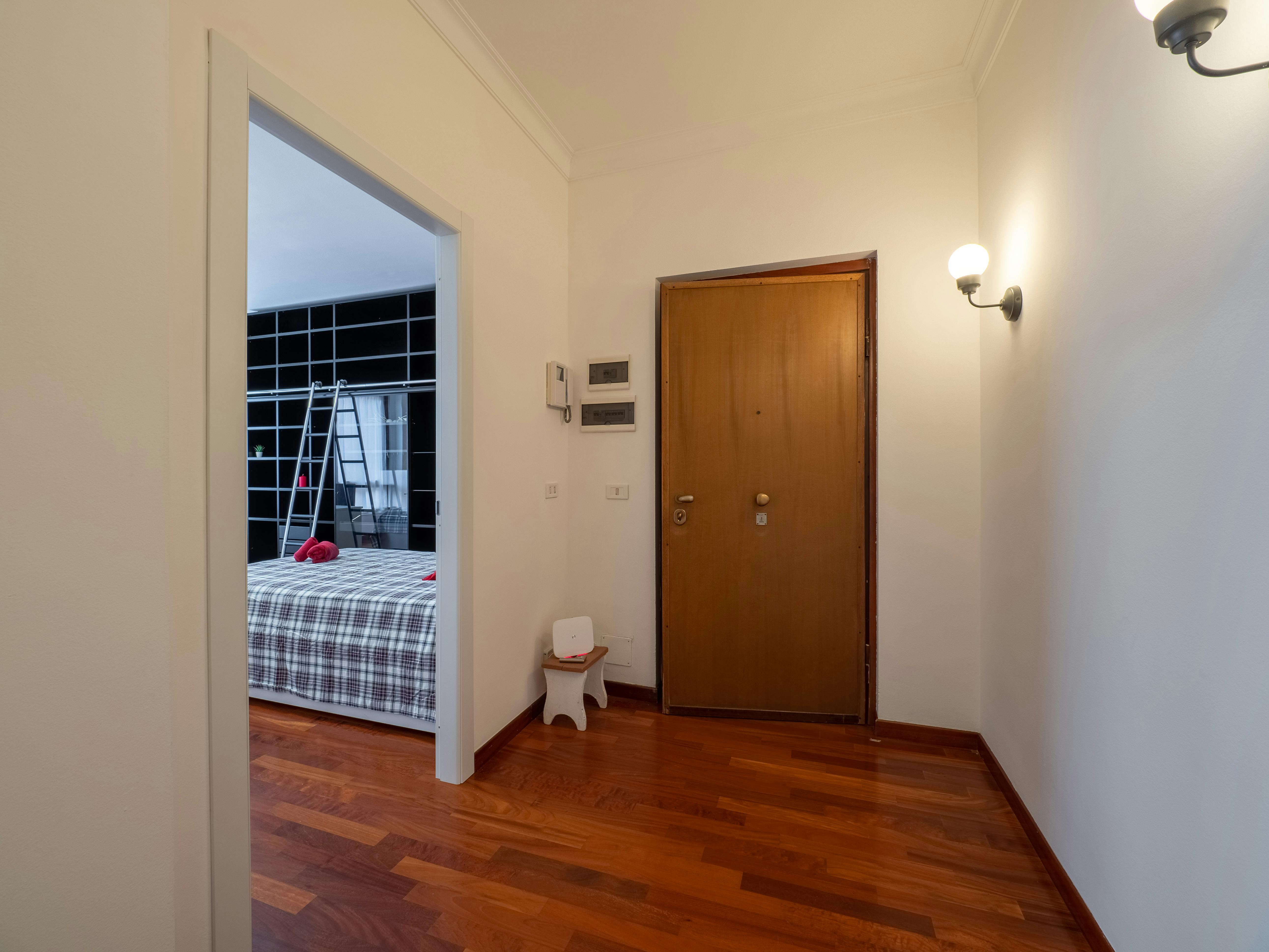 Single room Milano — photo 7