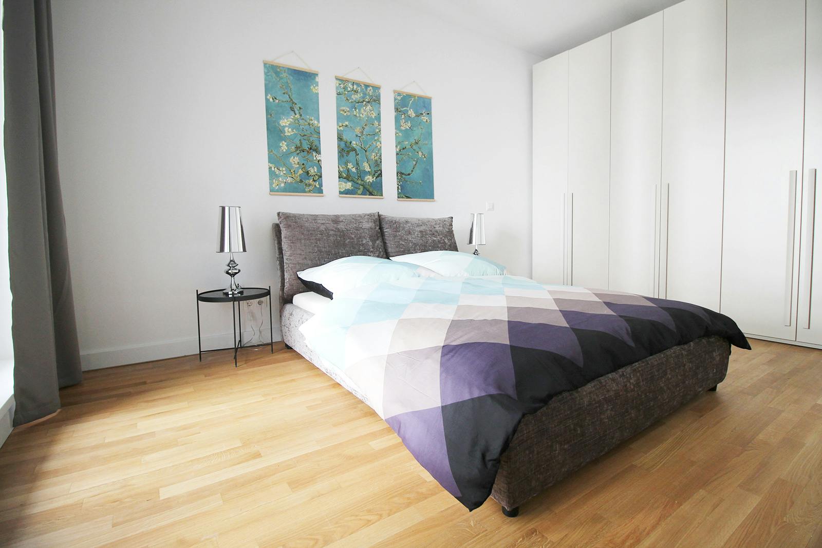 preview gallery tile