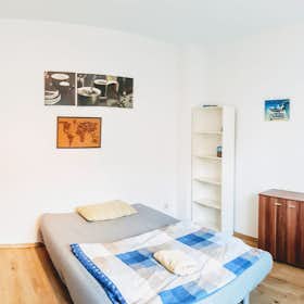 WG-Zimmer zu mieten für 330 € pro Monat in Dortmund, Lütgendortmunder Straße