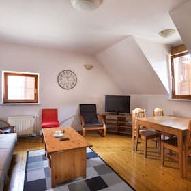 Appartement à louer pour 1 290 €/mois à Ljubljana, Žabjak