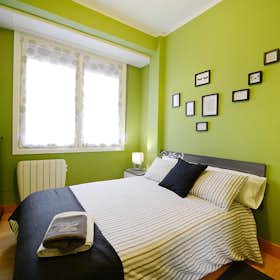 Private room for rent for €525 per month in Bilbao, Carretera Errekalde-Larraskitu