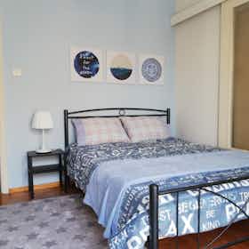 私人房间 正在以 €380 的月租出租，其位于 Athens, Epidavrou