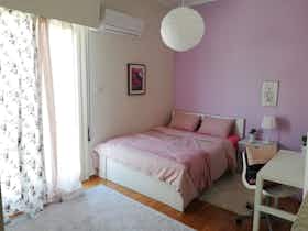 Private room for rent for €450 per month in Athens, Epidavrou