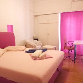 Apartment for rent for €900 per month in Athens, Marni