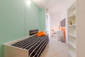 Private room for rent for €480 per month in Pisa, Via Barattularia