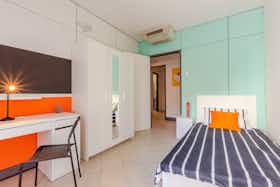 Privé kamer te huur voor € 550 per maand in Pisa, Via Barattularia