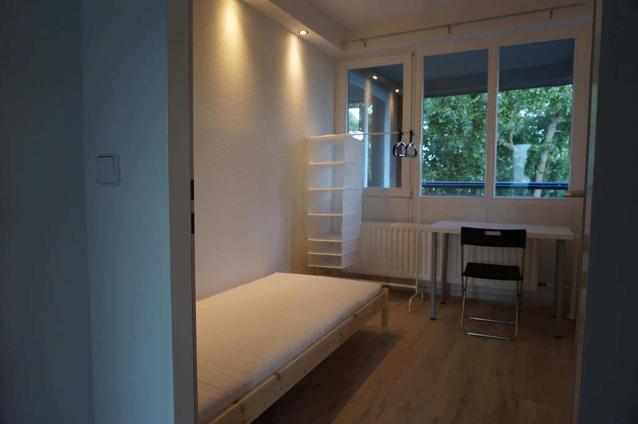 Koloniestraße, Berlin preview