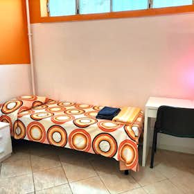 Private room for rent for €400 per month in Milan, Via Ettore Ponti
