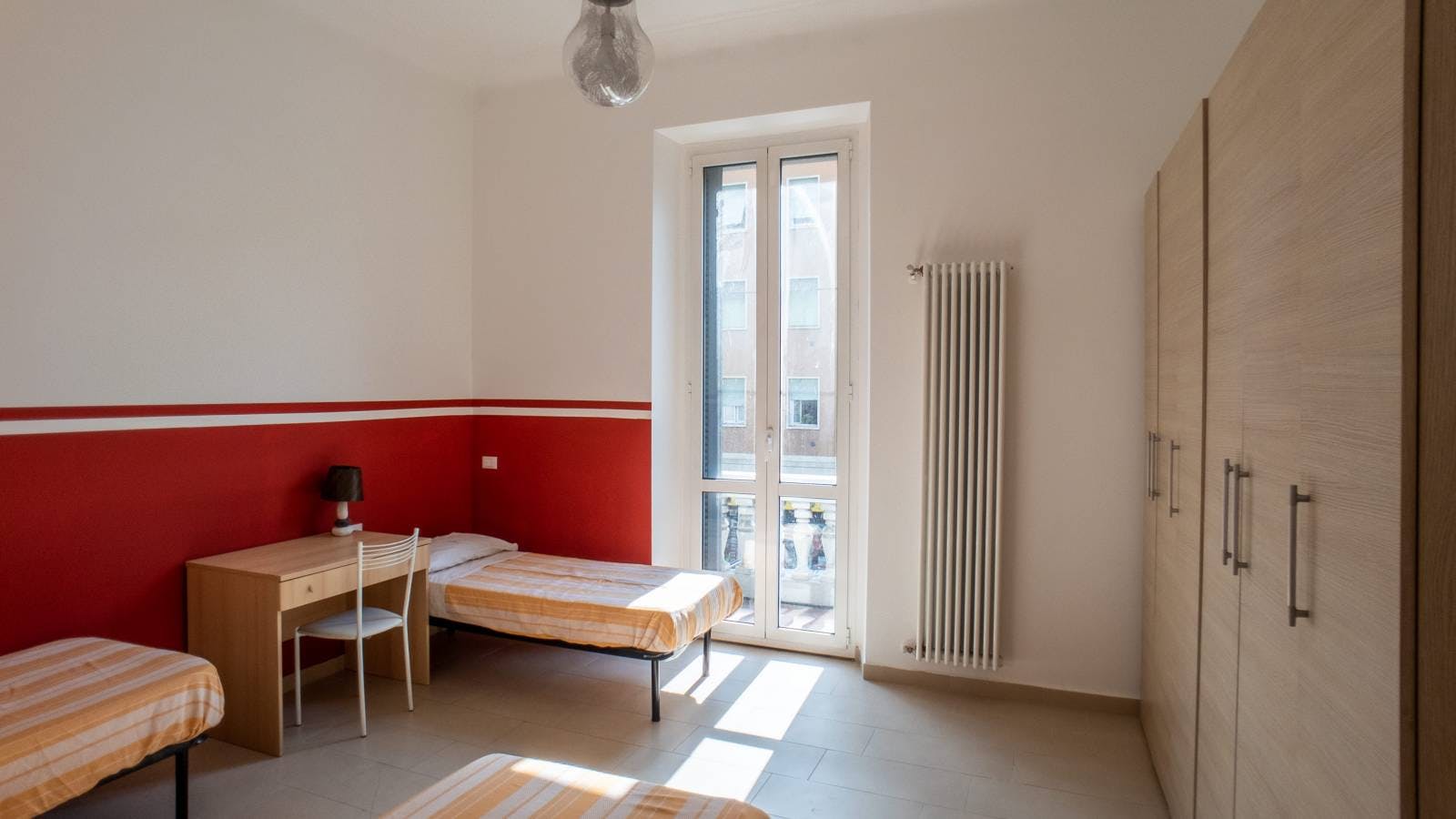 Shared room in Via Volvinio, Milan (967158) room image 1