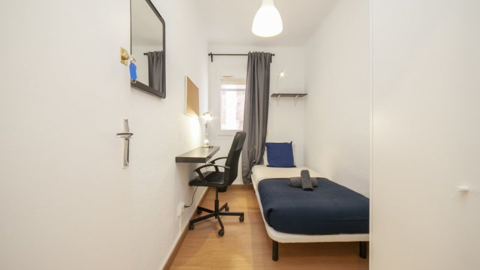 Carrer de Pareto, L'Hospitalet de Llobregat preview
