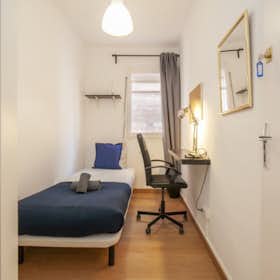 Private room for rent for €529 per month in L'Hospitalet de Llobregat, Carrer de Pareto