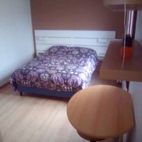 Private room for rent for €781 per month in Plaisir, Rue Max Ophuls