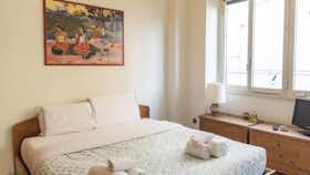 Apartment for rent for €1,050 per month in Rome, Via Carlo Livi