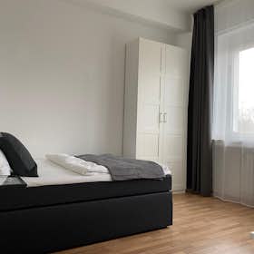 Private room for rent for €845 per month in Köln, Hohenzollernring
