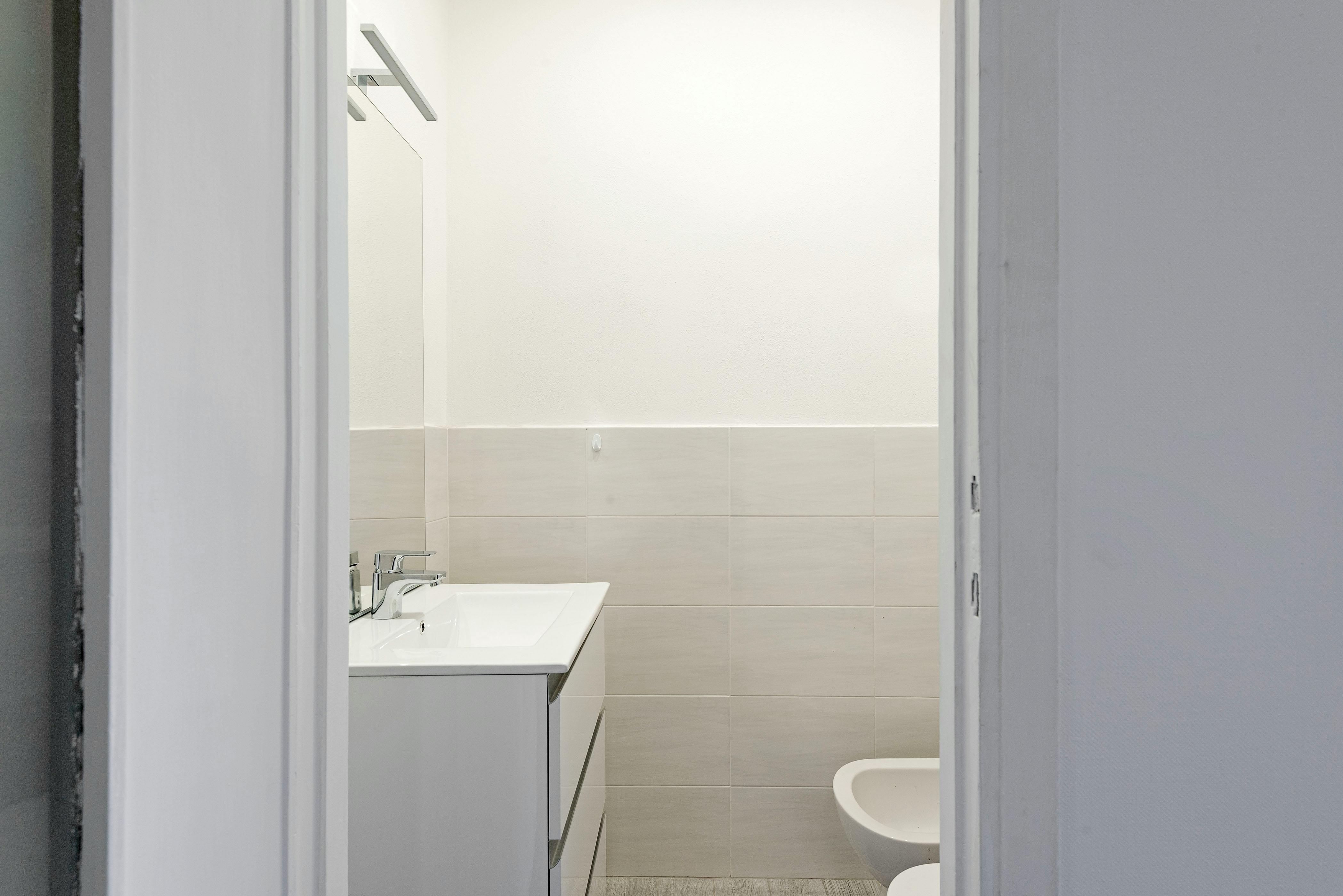 Single room Milano — photo 11