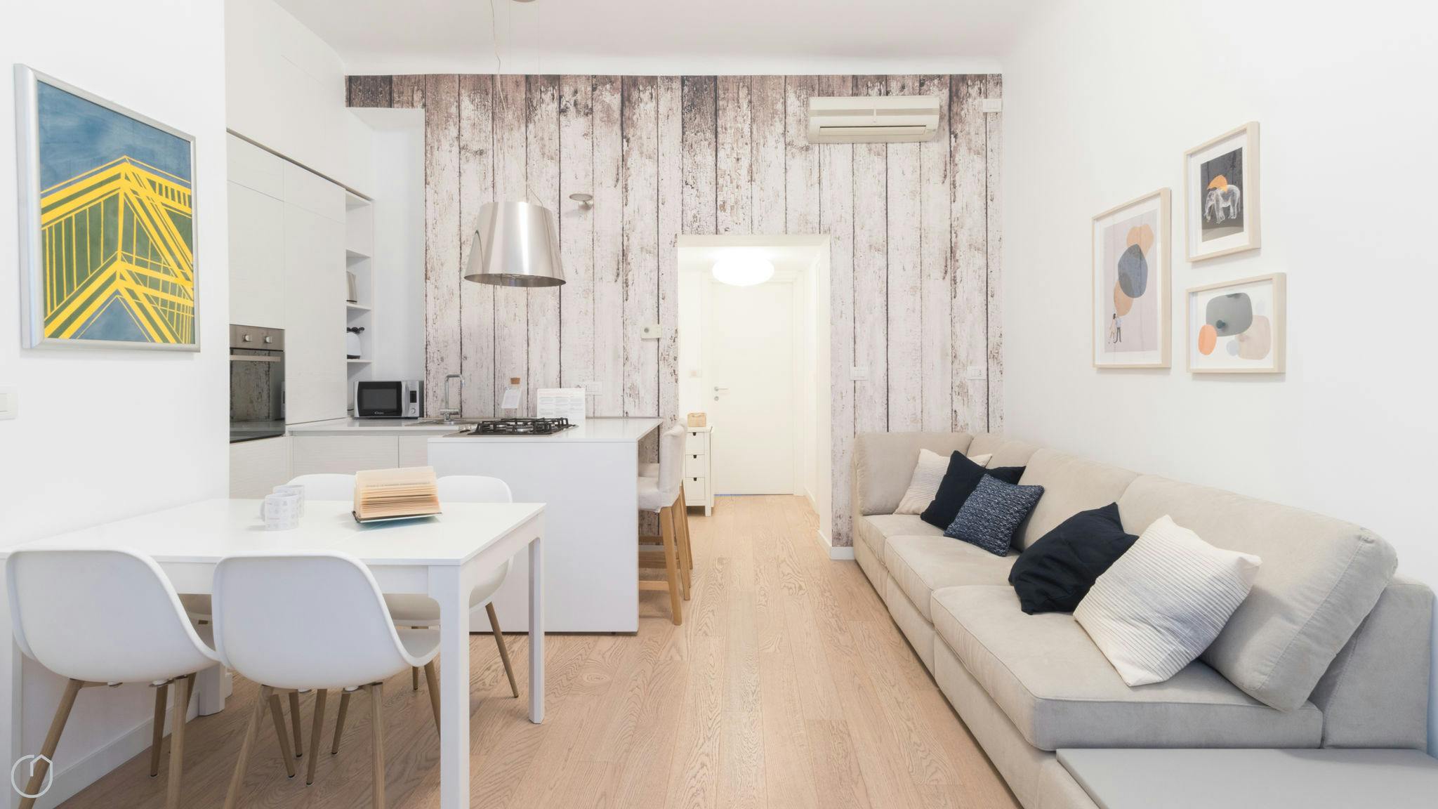 Apartment for rent for €1 per month in Milan, Via Garigliano