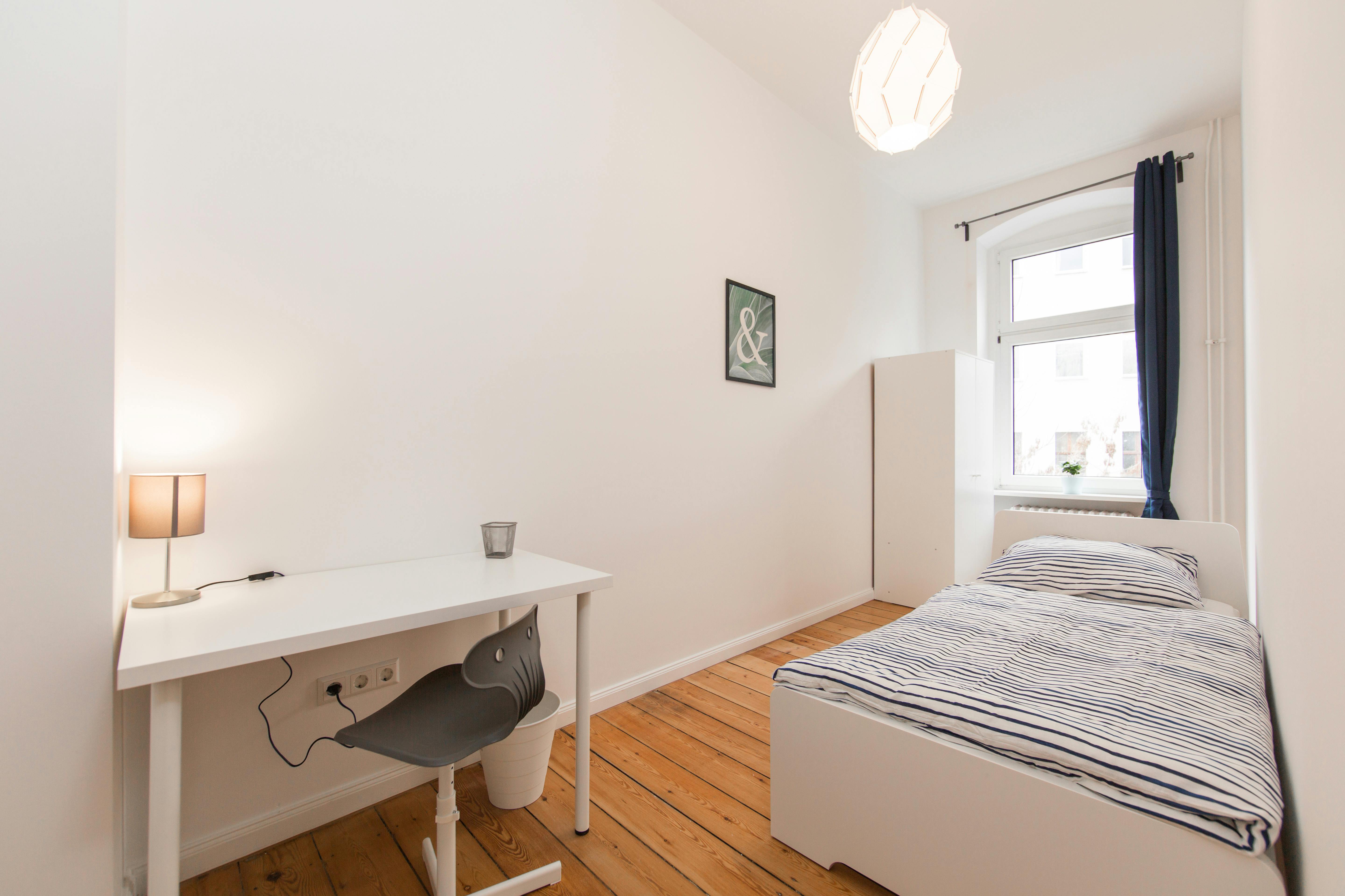 Wilsnacker Straße, Berlin preview