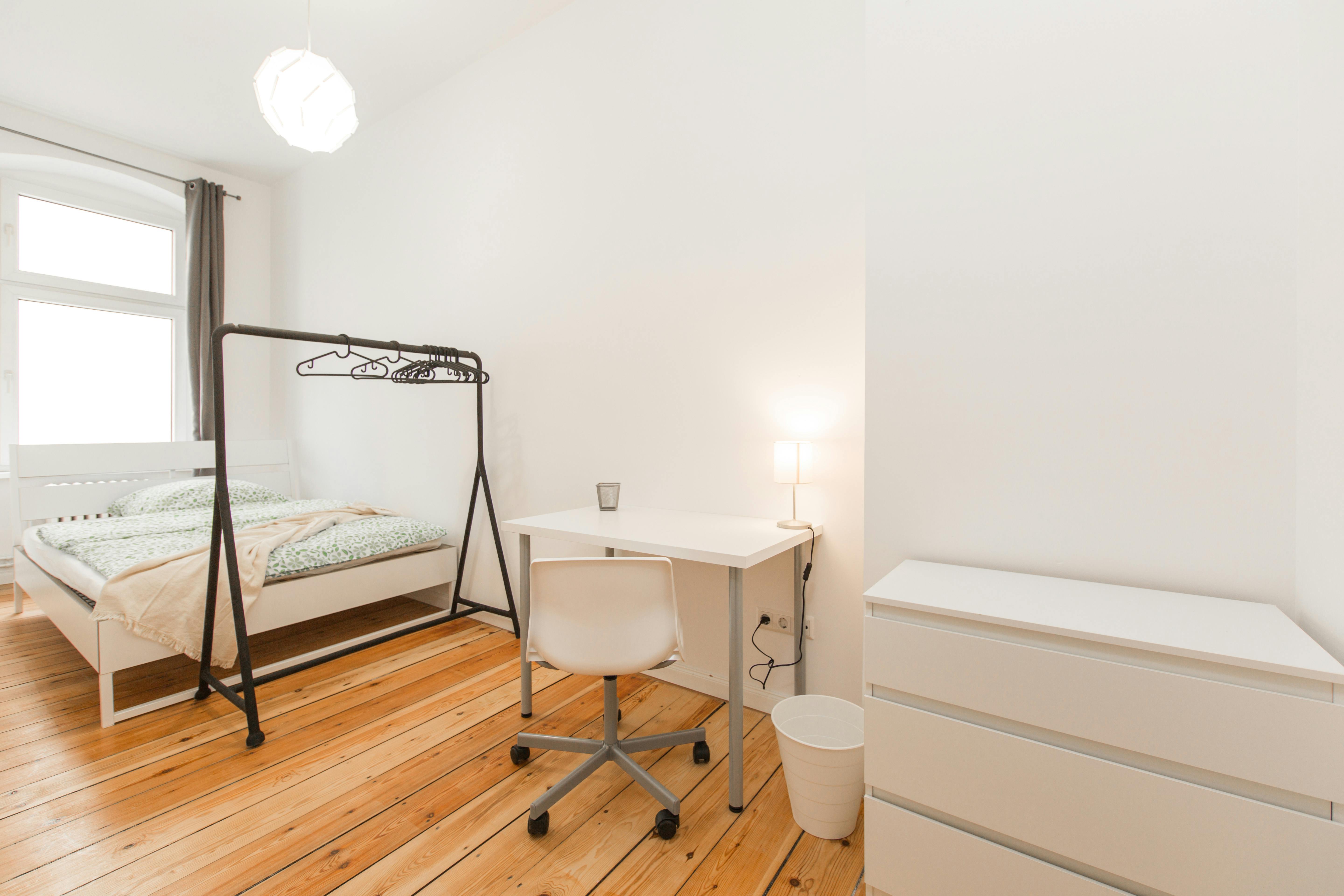 Wilsnacker Straße, Berlin preview