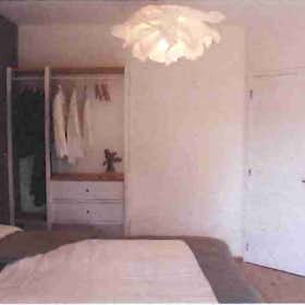 Private room for rent for €560 per month in Sint-Pieters-Leeuw, Vlezenbeeklaan