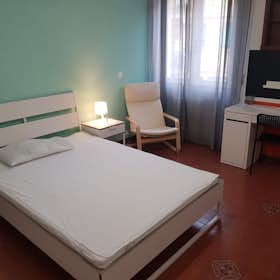 Private room for rent for €580 per month in Pisa, Piazza Giuseppe Toniolo