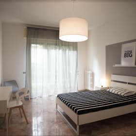 Private room for rent for €600 per month in Florence, Via Guido Banti