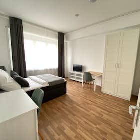 Private room for rent for €890 per month in Köln, Hohenzollernring