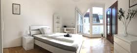 Privé kamer te huur voor € 650 per maand in Vienna, Liniengasse