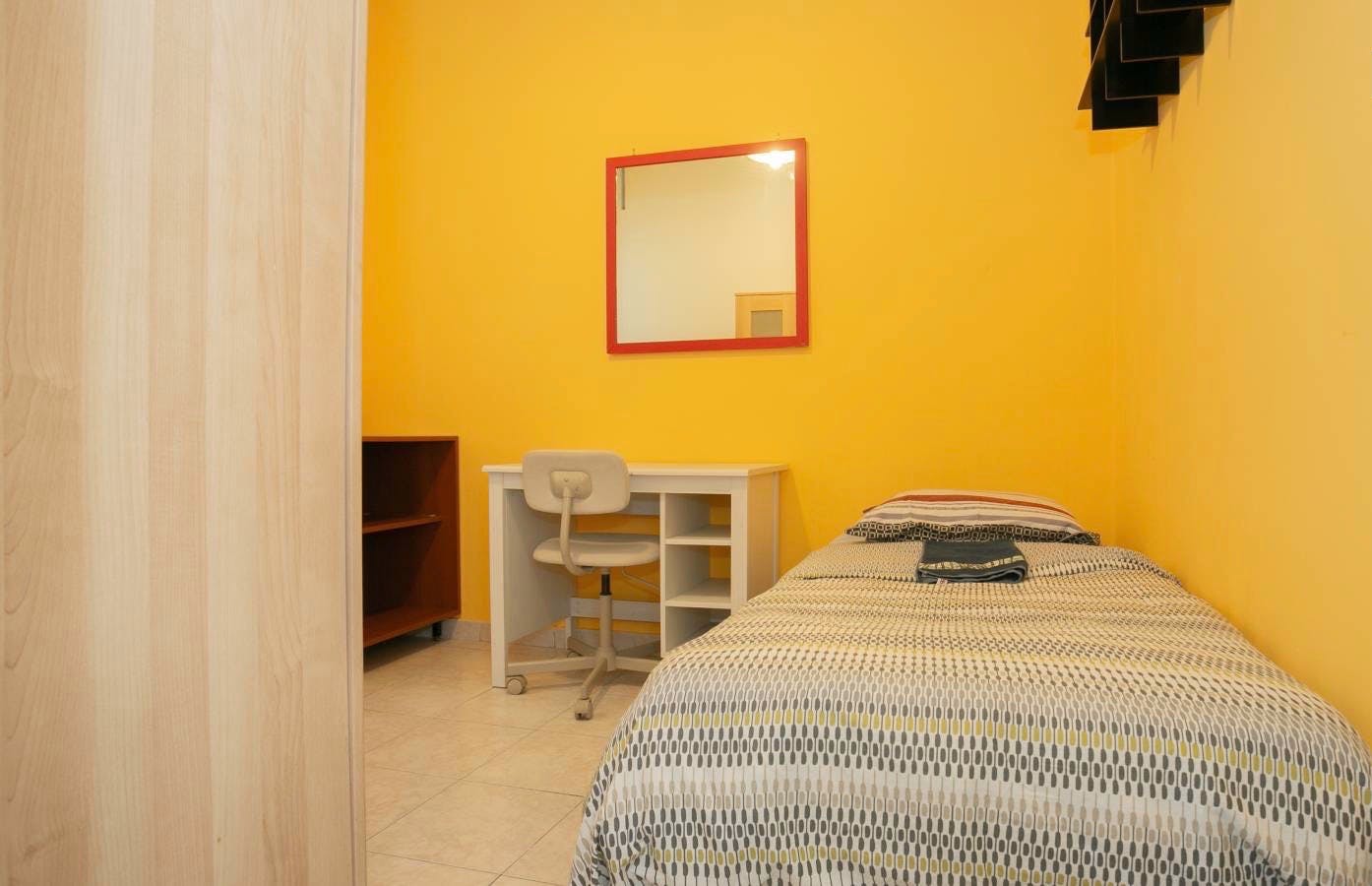 Via Ruggero Bonghi, Milan preview