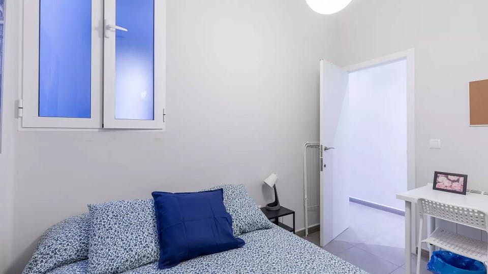 Carrer Almirall Cadarso, Valencia preview