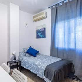 私人房间 正在以 €275 的月租出租，其位于 Valencia, Passatge Àngels i Federic