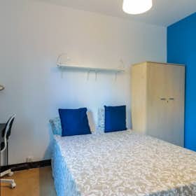 Private room for rent for €629 per month in Barcelona, Carrer de Sugranyes