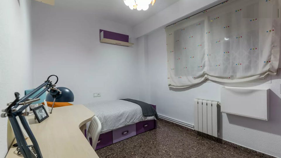 Cameră privată de închiriat pentru 325 EUR pe lună în Valencia, Calle del Ingeniero Joaquín Benlloch