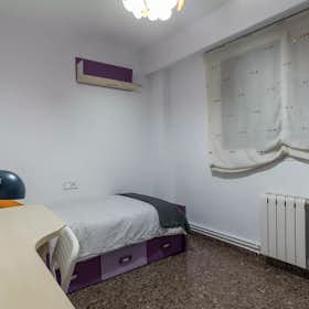 Private room for rent for €300 per month in Valencia, Calle del Ingeniero Joaquín Benlloch