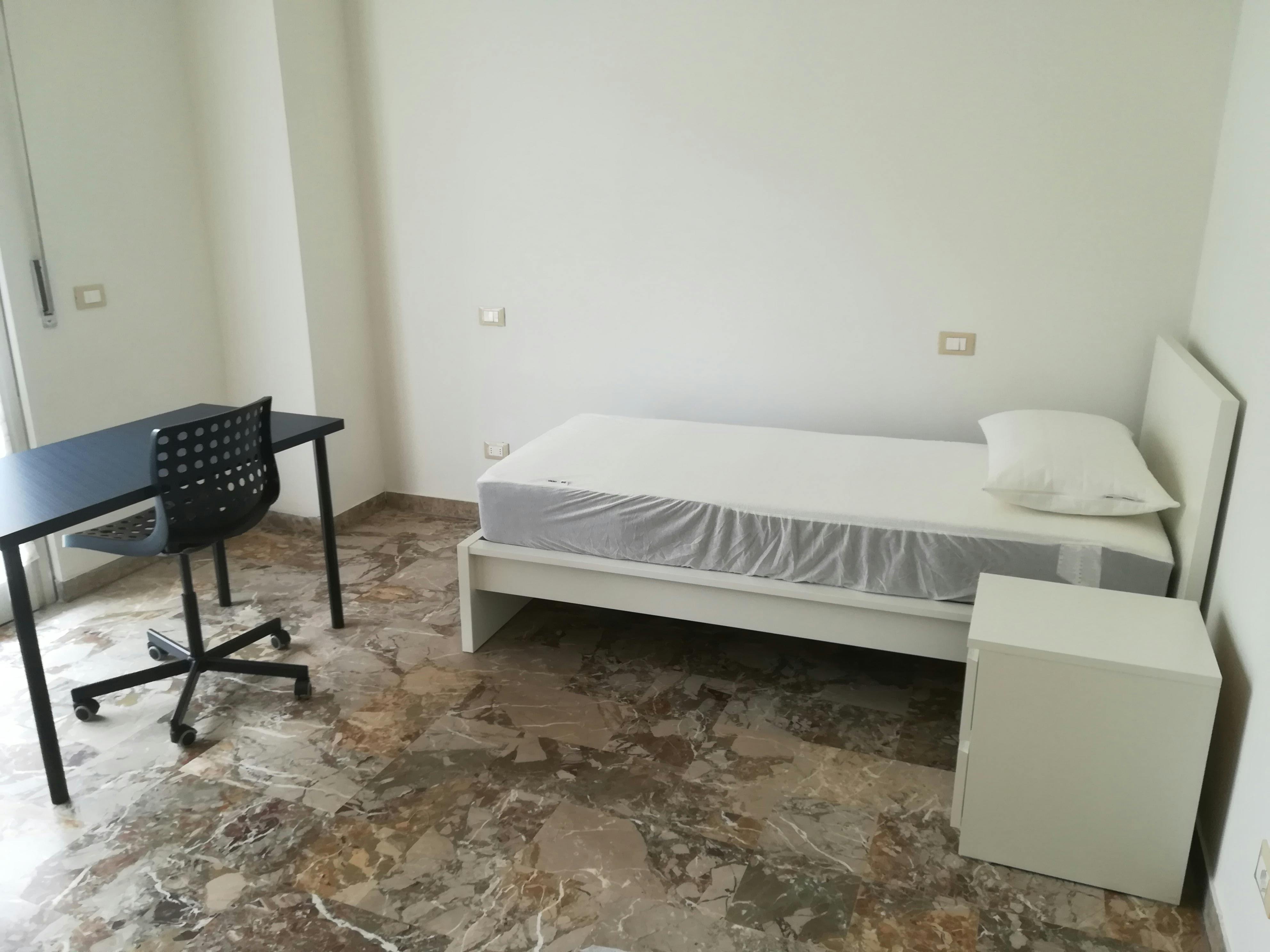 Via Caduti di Cefalonia, Florence preview