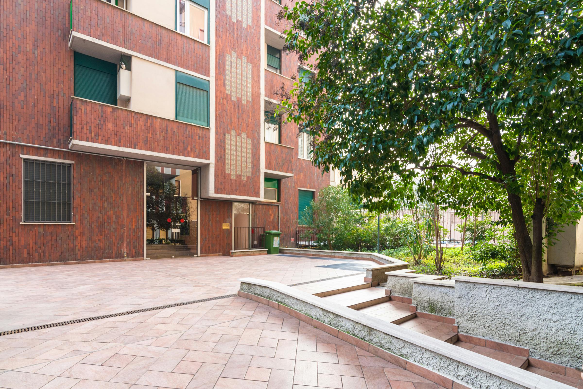 Apartment Milan, 1 bed — photo 17