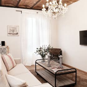 Apartment for rent for €3,100 per month in Barcelona, Rambla de Catalunya