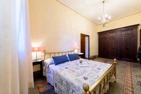 Quarto privado para alugar por € 500 por mês em Siena, Viale Don Giovanni Minzoni