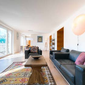 Apartment for rent for €6,940 per month in Vienna, Mahlerstraße