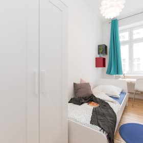 Chambre privée à louer pour 590 €/mois à Berlin, Hoffmannstraße