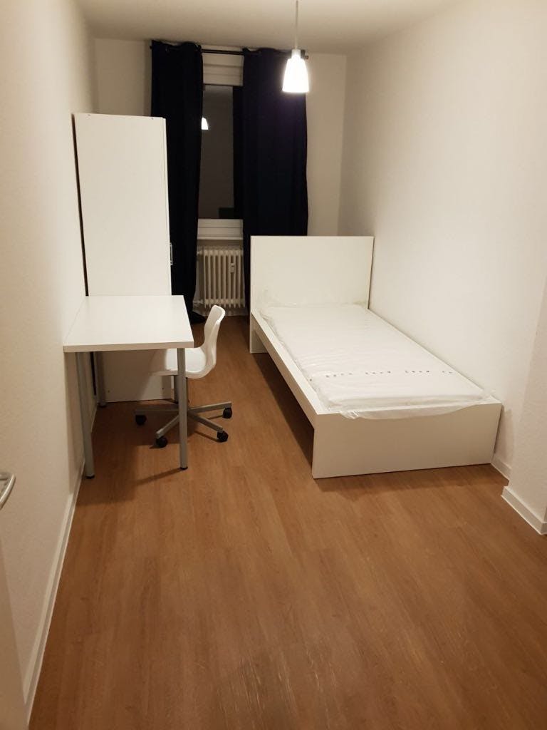 Single room Hamburg, 1 bed, 10m² — photo 1