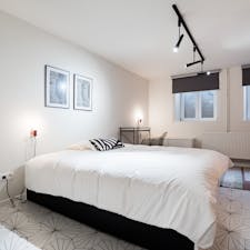 Private room for rent for €400 per month in Charleroi, Avenue des Alliés