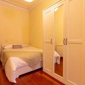 Private room for rent for €760 per month in Barcelona, Carrer Gran de Gràcia
