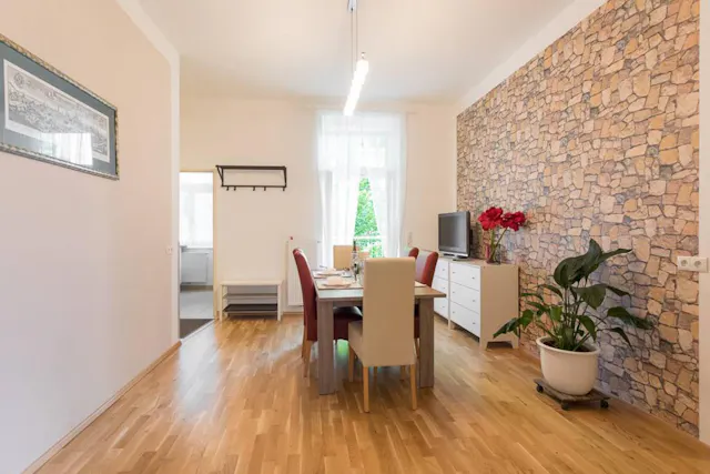 3-Bedroom Apartment in Hebbelgasse, Vienna (989777) room image 2