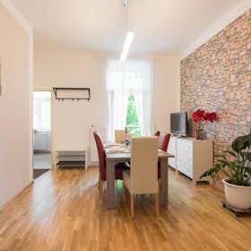 Apartment for rent for €5,500 per month in Vienna, Hebbelgasse