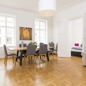 Apartment for rent for €6,677 per month in Vienna, Opernring