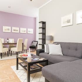 Apartment for rent for €5,037 per month in Vienna, Kumpfgasse