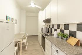Wohnung zu mieten für 1.320 € pro Monat in Milan, Via Pantigliate